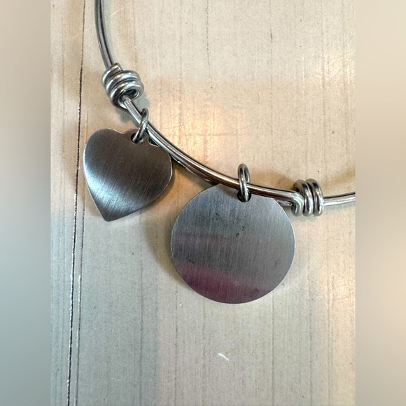 Hibiscus Flower Hawaiian Ohana Means Family Bracelet - Picture 10 of 11